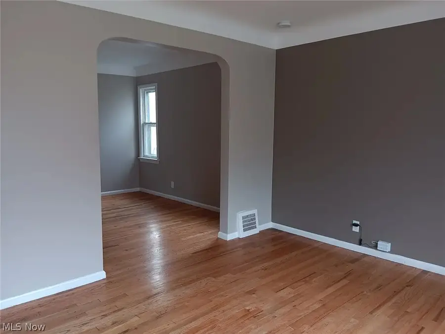 1362 Villa Drive, South Euclid, OH 44121 - #3