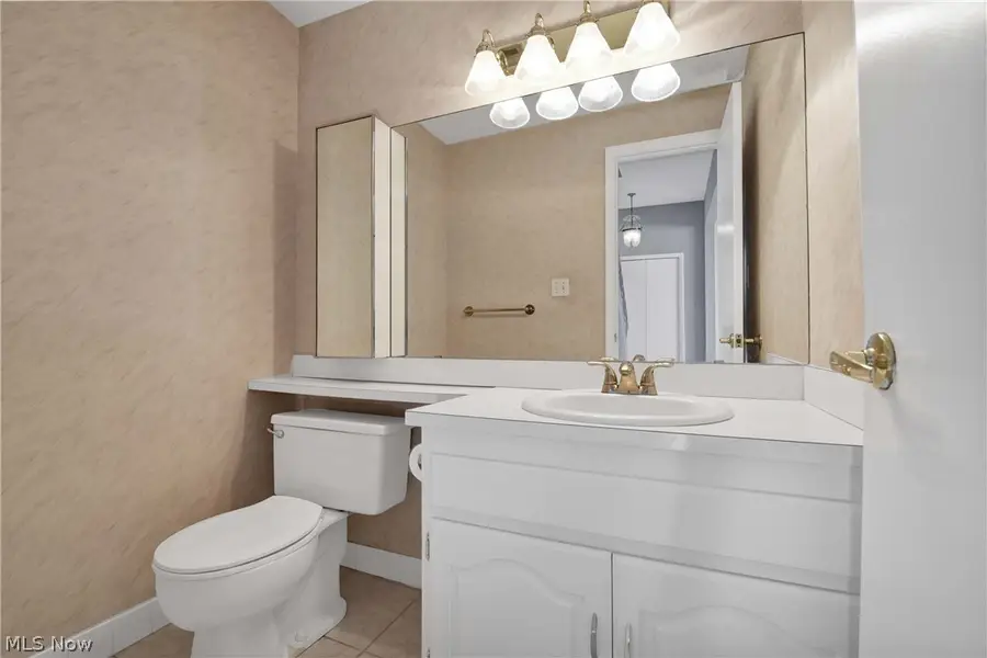 12900 Lake Avenue #PH 8, Lakewood, OH 44107 - #3