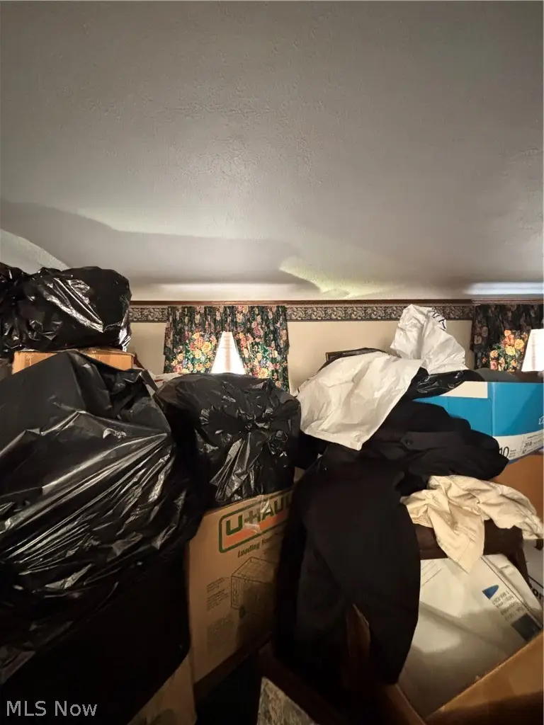 10428 W Edgerton Road, North Royalton, OH 44133 - #3