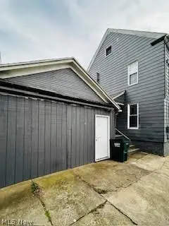 241 5th Nw Street, Barberton, OH 44203 - #3