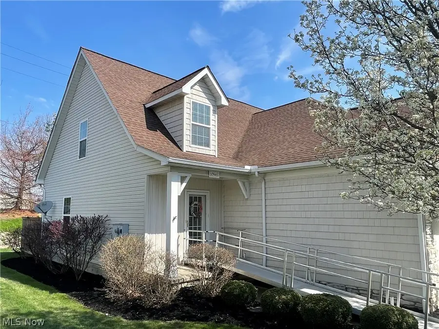 10945 Rocky Ledge Lane, Painesville, OH 44077 - #3