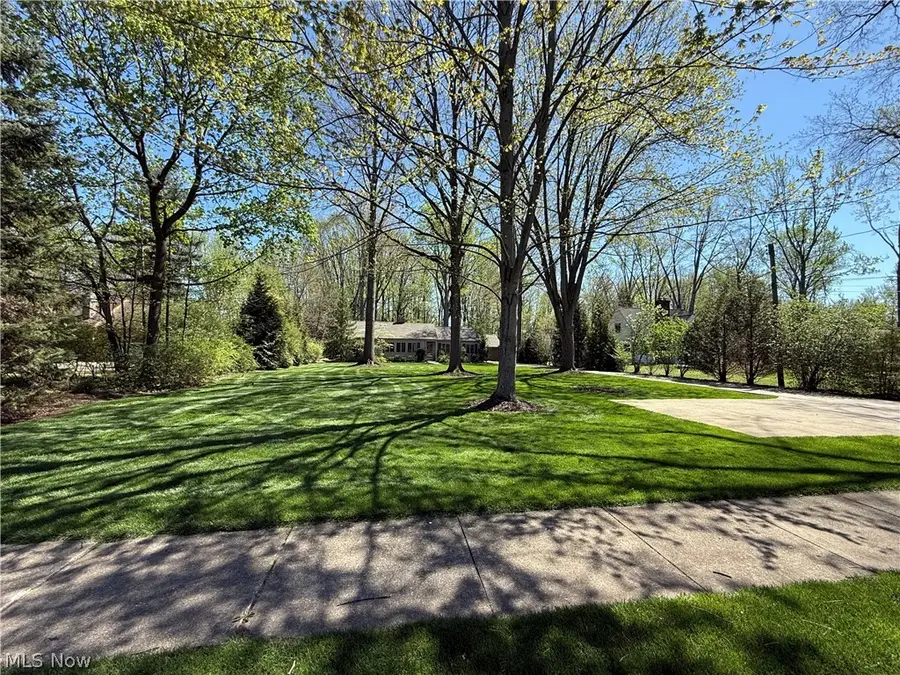 4499 Dover Center Road, North Olmsted, OH 44070 - #3