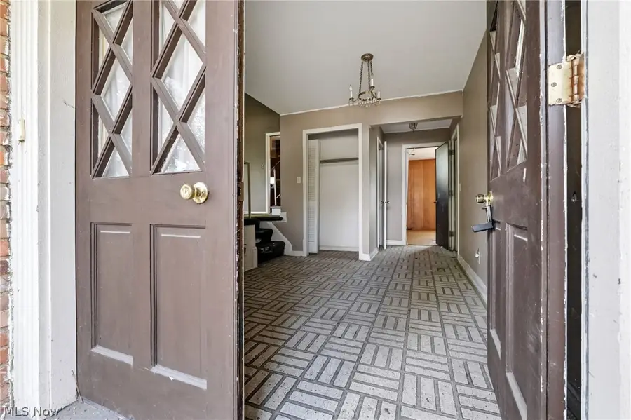 25478 Maidstone Lane, Beachwood, OH 44122 - #2