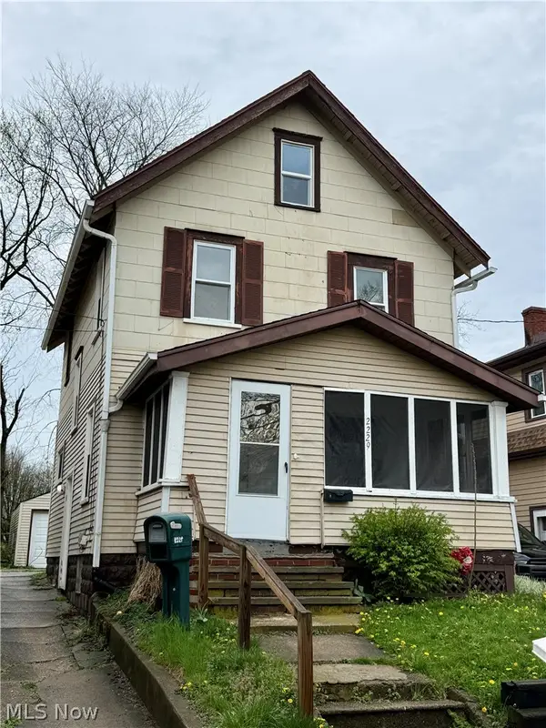 2229 25th Sw Street, Akron, OH 44314