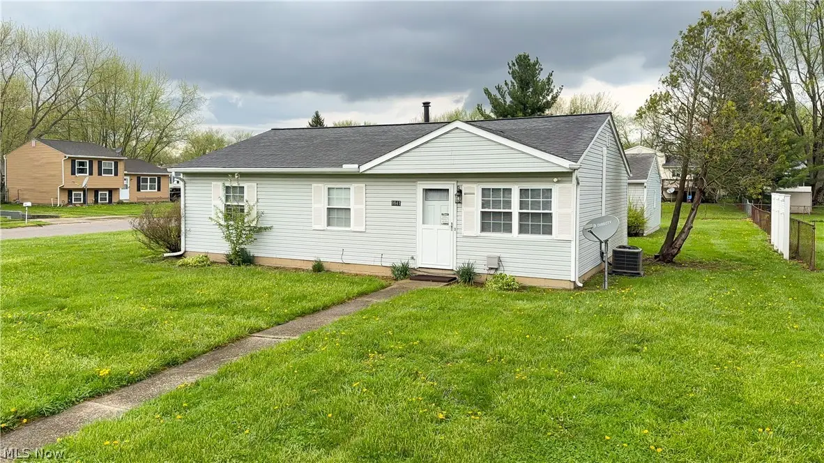 9841 Green Drive, Windham, OH 44288 - #1