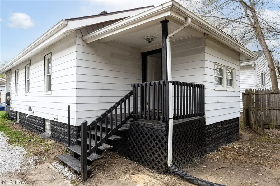 961 Wyley Avenue, Akron, OH 44306 - #3