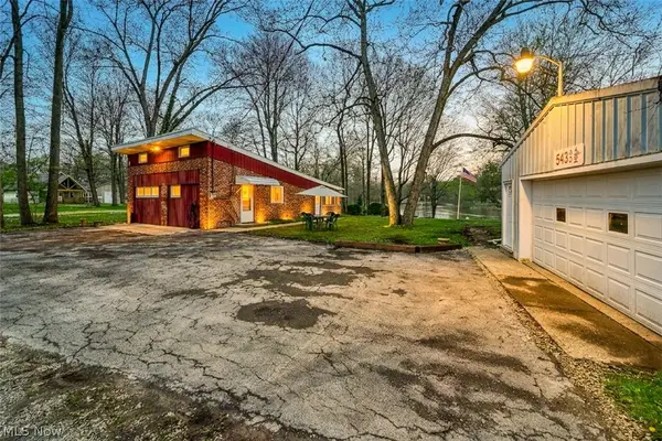 543 1/2 Gallagher Road, North Benton, OH 44449