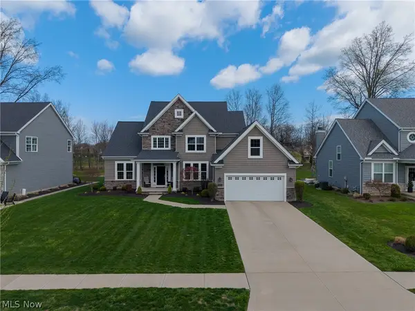 32646 Albion Drive, Avon Lake, OH 44012