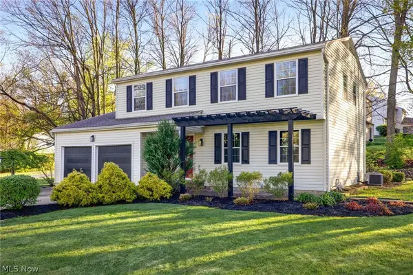 561 Bath Hills Boulevard, Akron, OH 44333