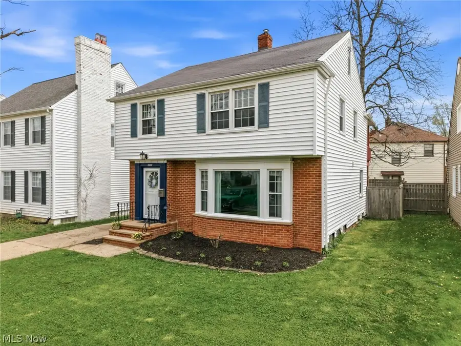 2227 Fenwick Road, University Heights, OH 44118 - #2