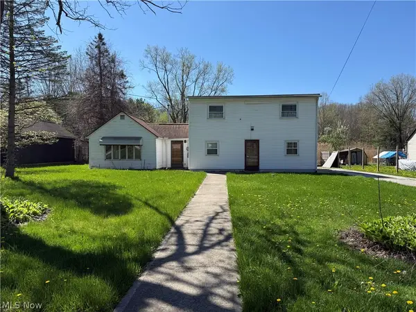 1420 Howe Drive, Brimfield, OH 44240