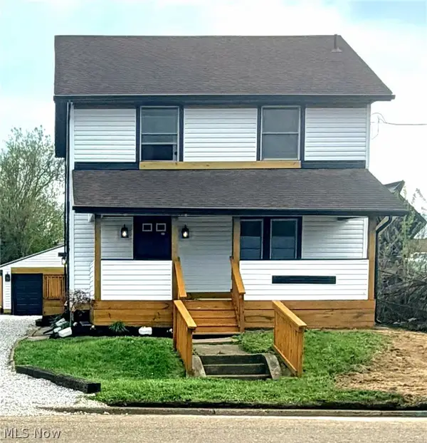 2520 8th Ne Street, Canton, OH 44704