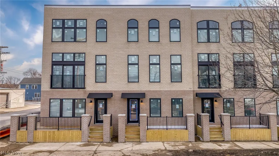 4703 Bridge Avenue, Cleveland, OH 44102 - #1