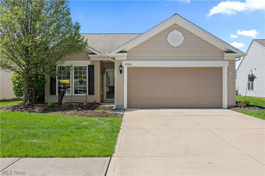 37984 Ashfield Way, North Ridgeville, OH 44039 - #1