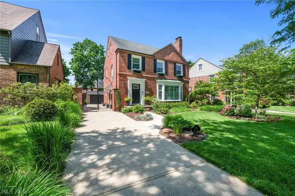 3616 Norwood Road, Shaker Heights, OH 44122