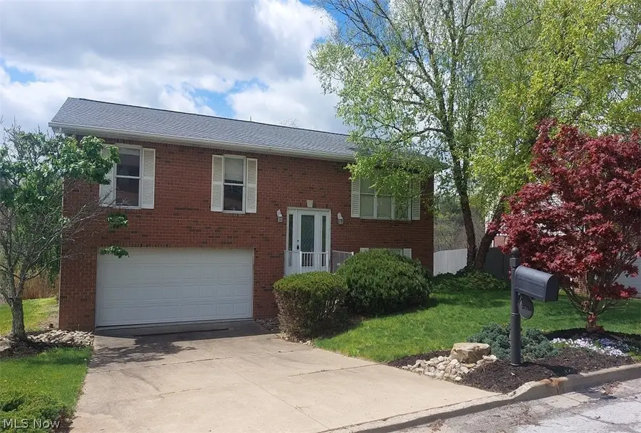 3241 Saint Charles Drive, Steubenville, OH 43952 - #2