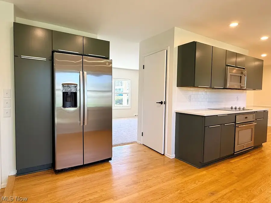 3887 Greenmont, Warren, OH 44484 - #3