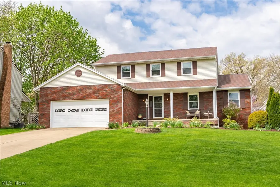 8811 Blitzen Nw Road, North Canton, OH 44720 - #2