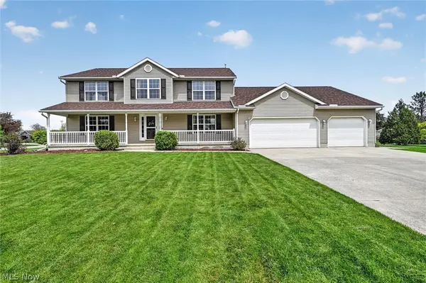 81 S Brookside Drive, Oak Harbor, OH 43449