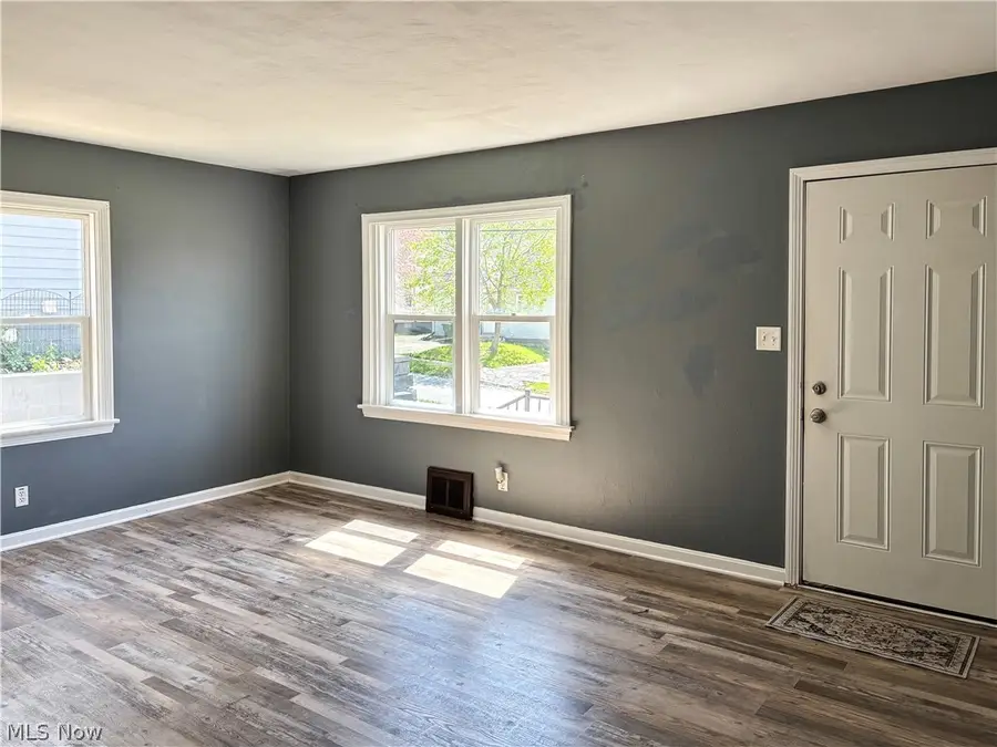 2455 Albrecht Avenue, Akron, OH 44312 - #3