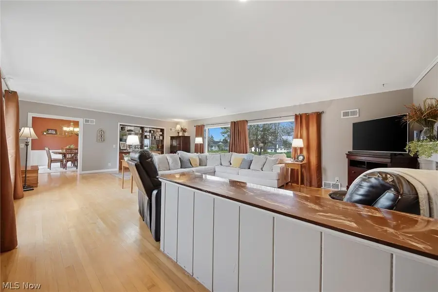 905 Mohawk Sw Trail, Hartville, OH 44632 - #3