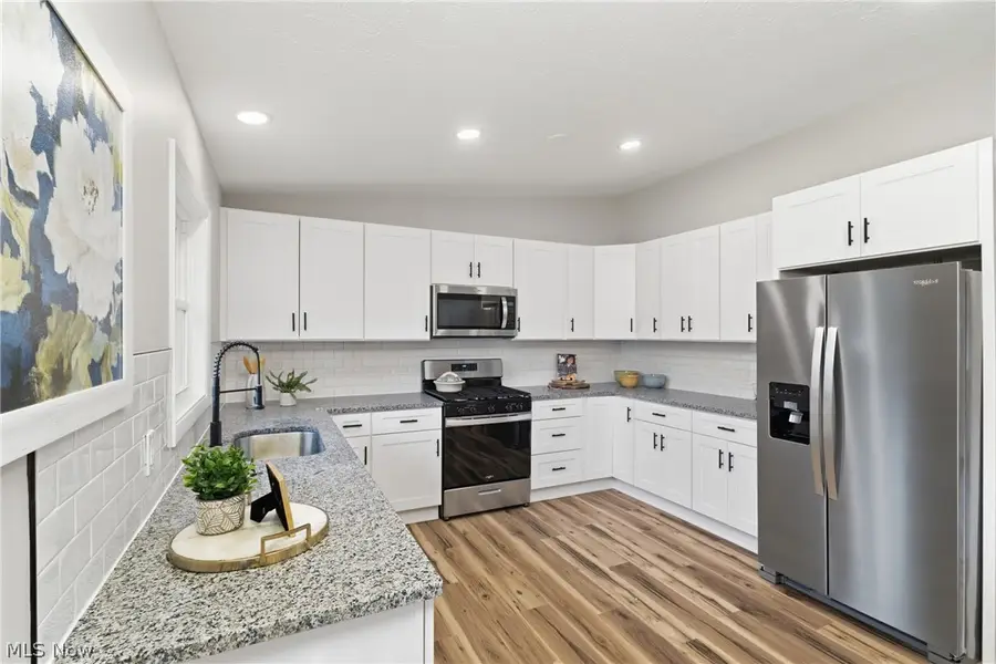 8621 Morrilton Cir Nw, North Canton, OH 44720 - #3