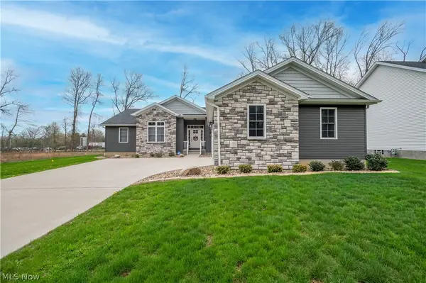 95 Muirfield Se Drive, Warren, OH 44484