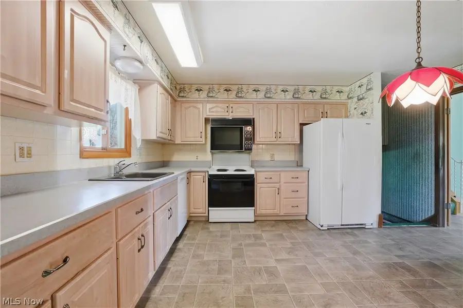 26670 Fairfax Lane, North Olmsted, OH 44070 - #3