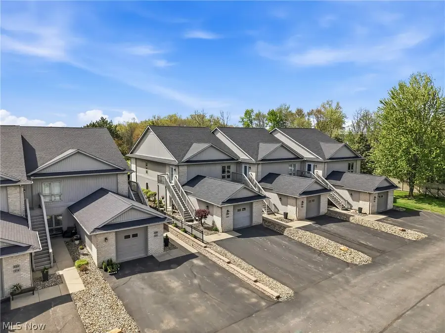 506 Milton Commons Boulevard, Lake Milton, OH 44429 - #2
