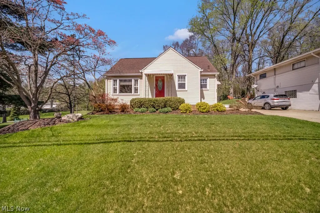 324 W State Street, Barberton, OH 44203 - #1