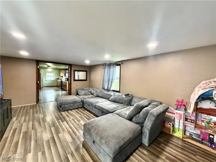 324 Bechtel Road, Leavittsburg, OH 44430 - #3