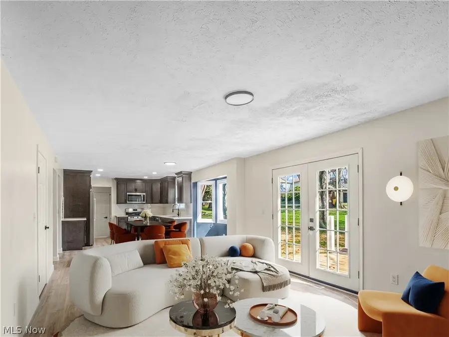 5196 Dickens Drive, Richmond Heights, OH 44143 - #3