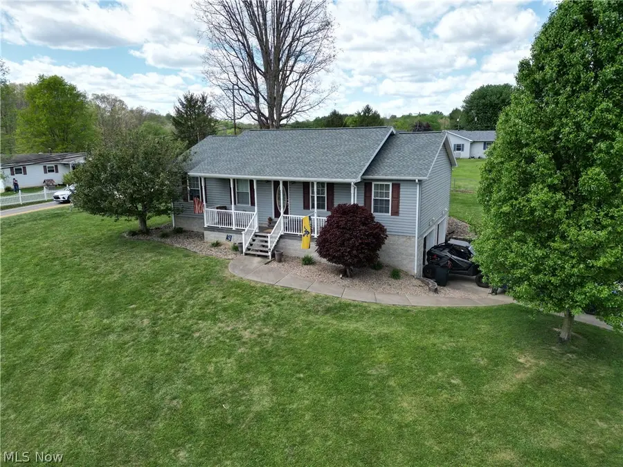 33 Balderson Drive, Washington, WV 26181 - #2