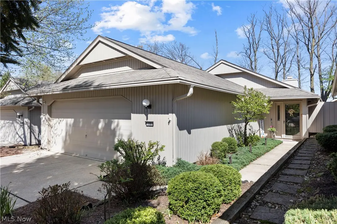 13081 Olympus Way, Strongsville, OH 44149 - #1