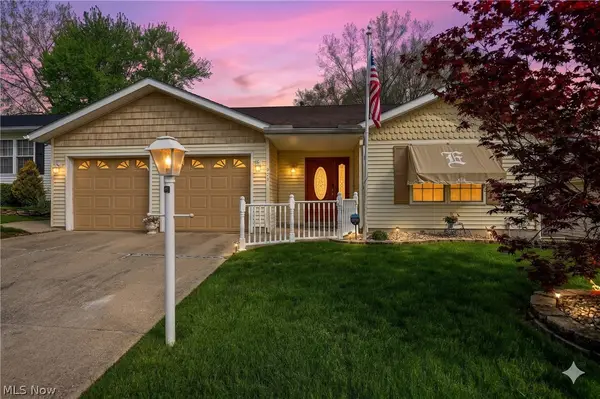 923 Elizabeth Court, Cuyahoga Falls, OH 44221