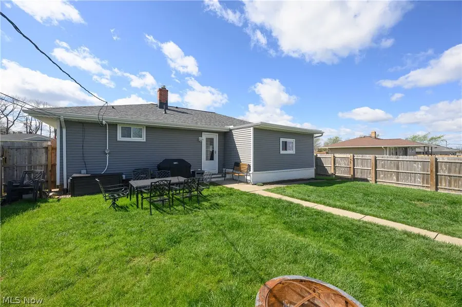 9596 Reichert Road, Parma, OH 44130 - #3