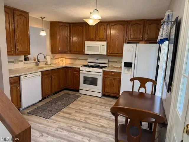 5630 Dorrington Ne Avenue, Canton, OH 44721 - #2