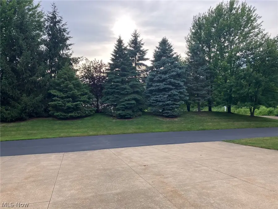 3125 Whitewood Nw Street #5, North Canton, OH 44720 - #3