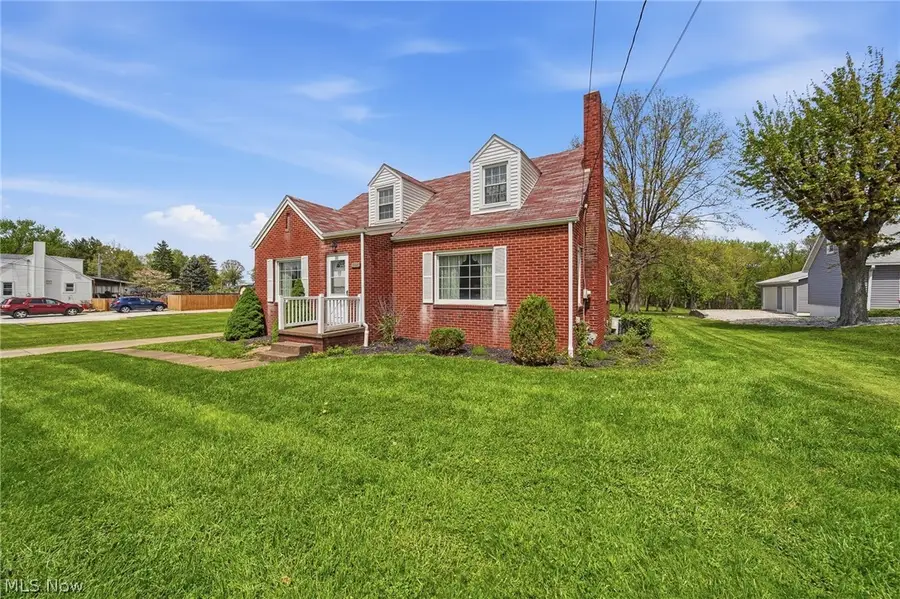8885 Louisville Street, Louisville, OH 44641 - #3