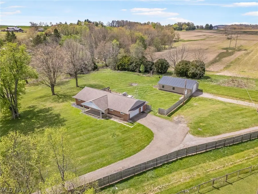 14177 Millersburg Sw Road, Navarre, OH 44662 - #2