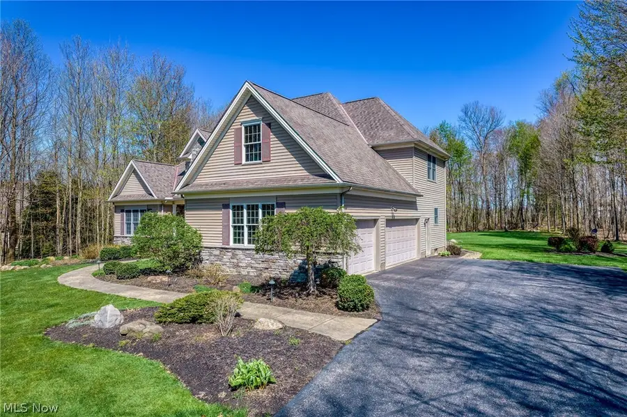 11810 Edinboro Lane, Chagrin Falls, OH 44023 - #3