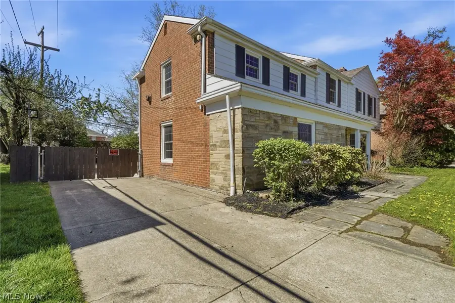 3378 Clayton Boulevard, Shaker Heights, OH 44120 - #3