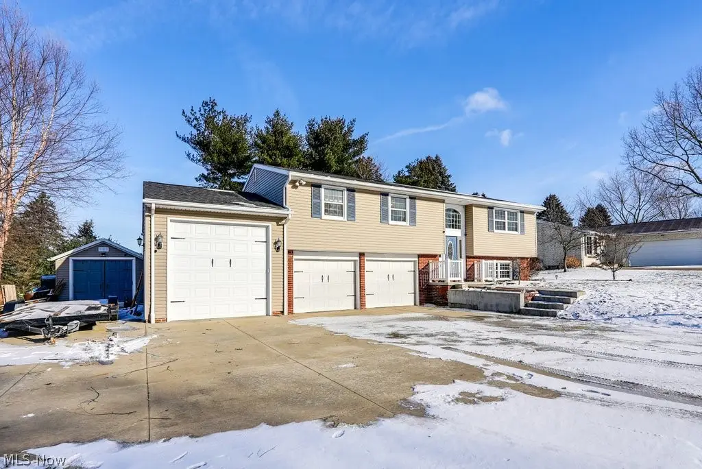 6753 Lake Cable Nw Avenue, Jackson, OH 44720 - #1