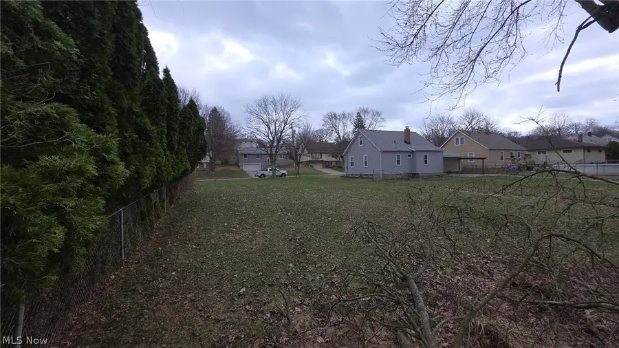 4930 E 81st Street, Garfield Heights, OH 44125 - #3