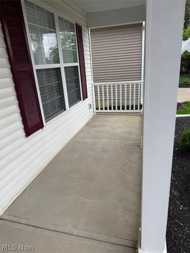 6210 Dogwood Lane, North Ridgeville, OH 44039 - #2