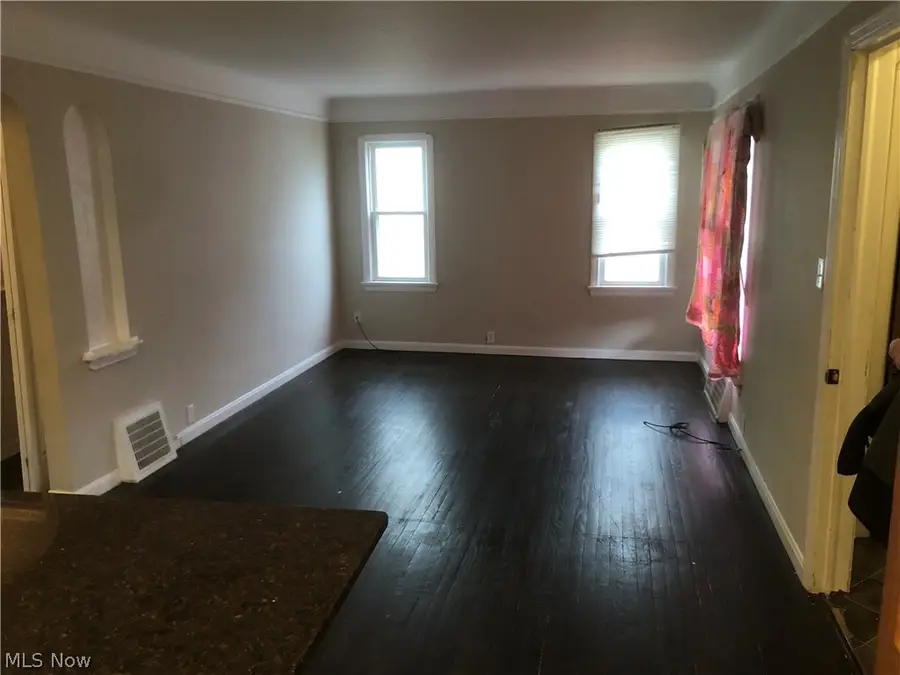 11303 Mccracken Road, Garfield Heights, OH 44125 - #2