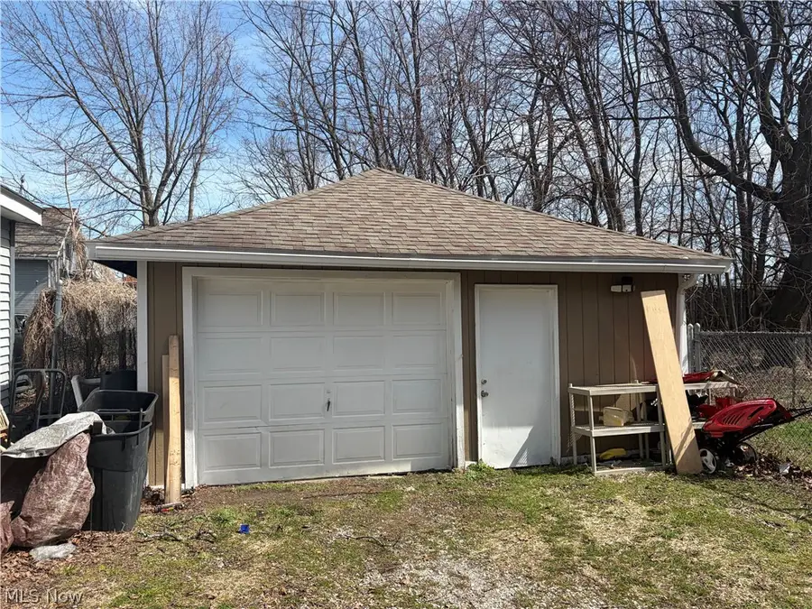 345 W 43rd Street, Ashtabula, OH 44004 - #3