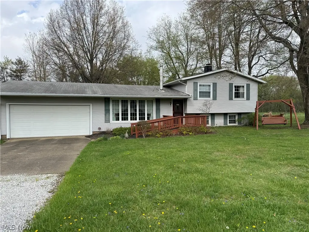 6301 Georgetown Street, Louisville, OH 44641 - #1