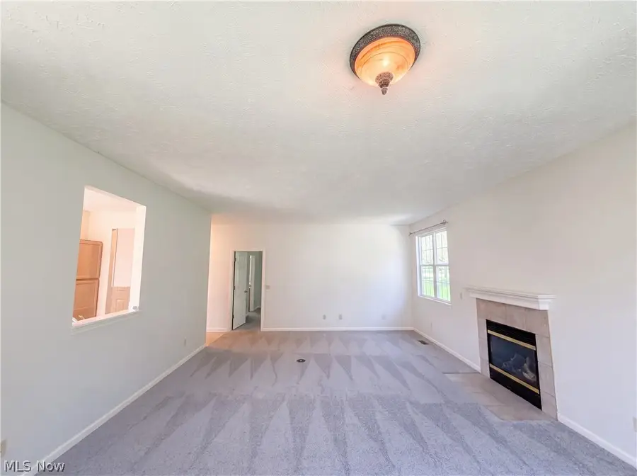 8757 Roberts Court, Olmsted Falls, OH 44138 - #3