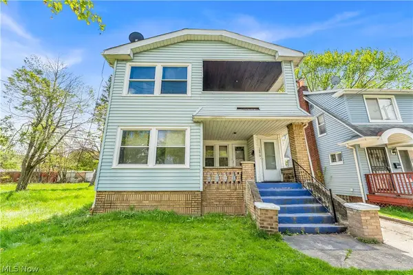 15816 Grovewood Avenue, Cleveland, OH 44110